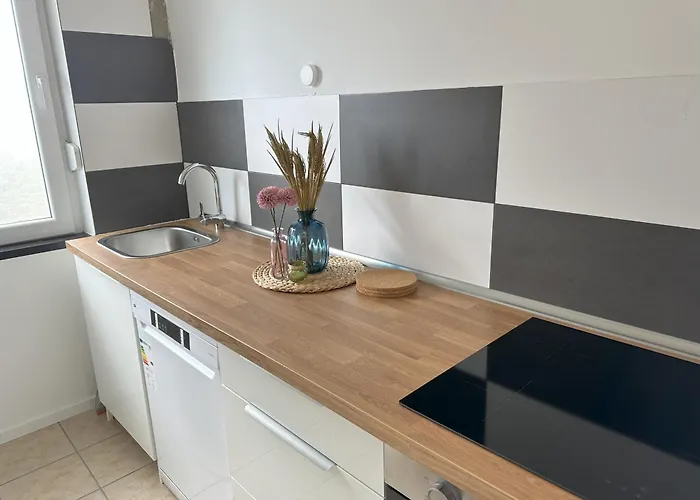 Worker Place Mit Wintergarten Appartement *