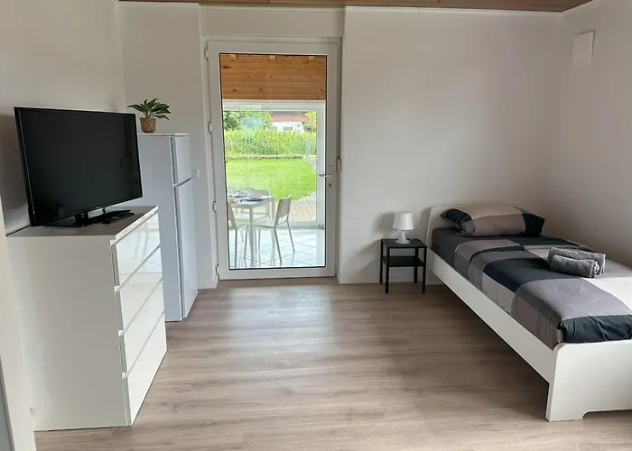 Worker Place Mit Wintergarten Appartement *